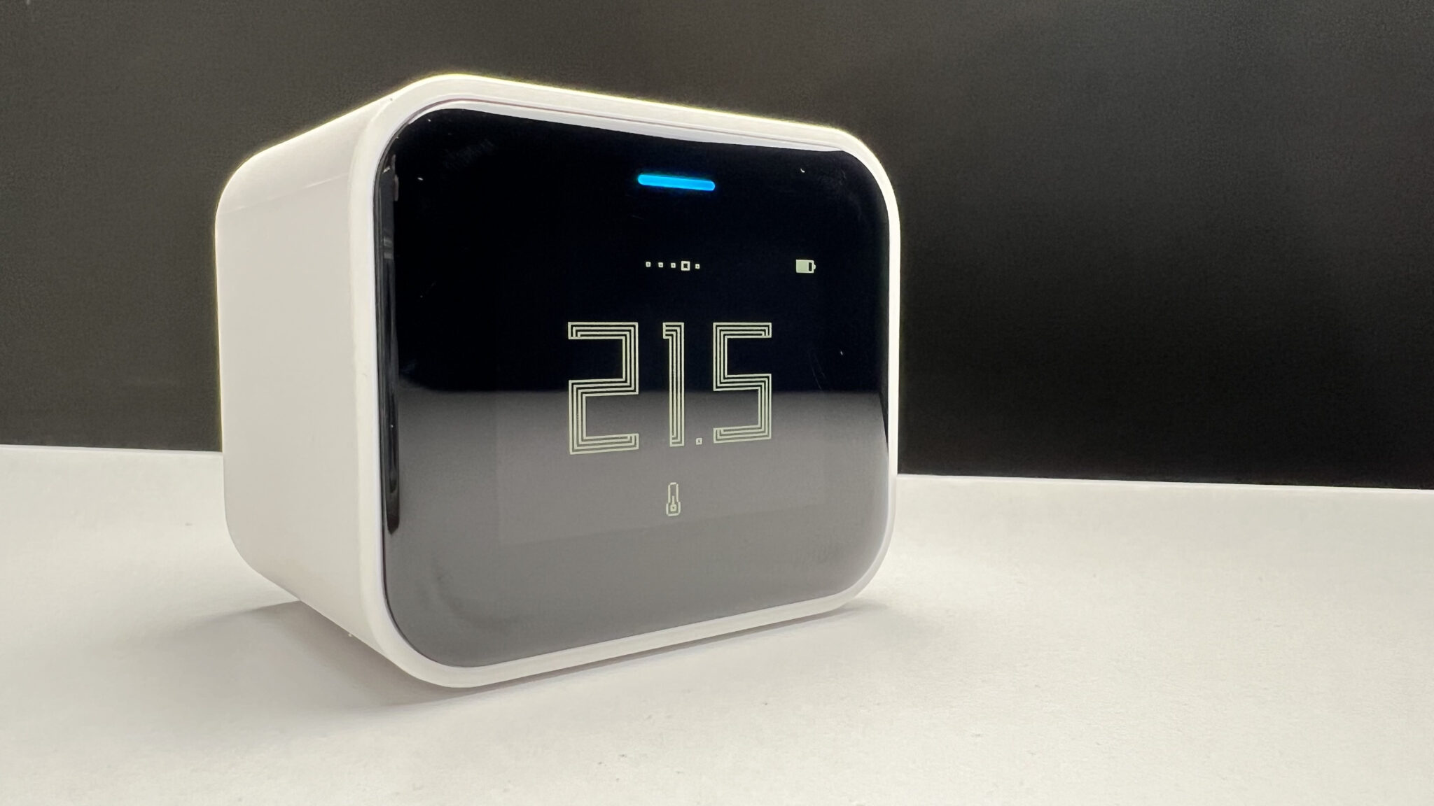 Improve Your Indoor Air Quality with the QingPing Air Monitor Lite myHomeKithome