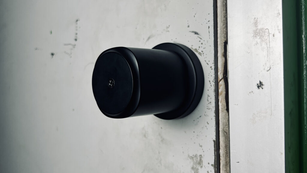 interior knob of the Sequra Smart Door Knob 